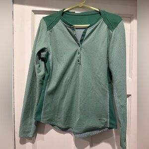 Patagonia women’s Capilene green/gray striped henley long sleeve thermal